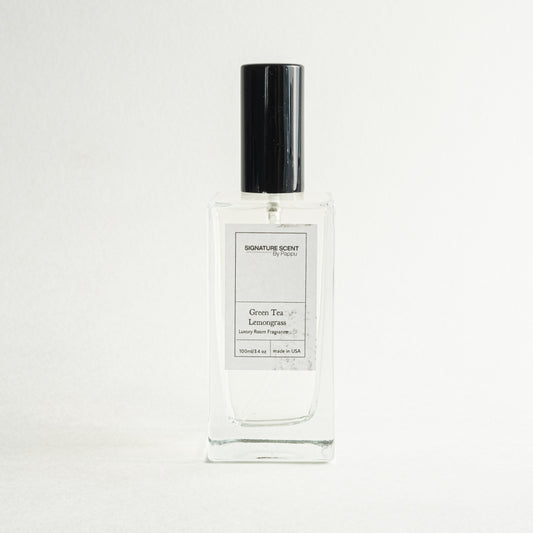 Top Note: Green along with Bergamot & Lemon Middle Note: Melon Fruit, Citronella, Ozone Bottom Note: Musk, Violet Floral